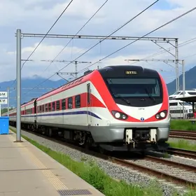 trem que liga CPTM à Cumbica