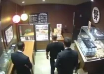 arrastão em restaurante japonês