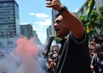 panelacos contra Flávio Bolsonaro